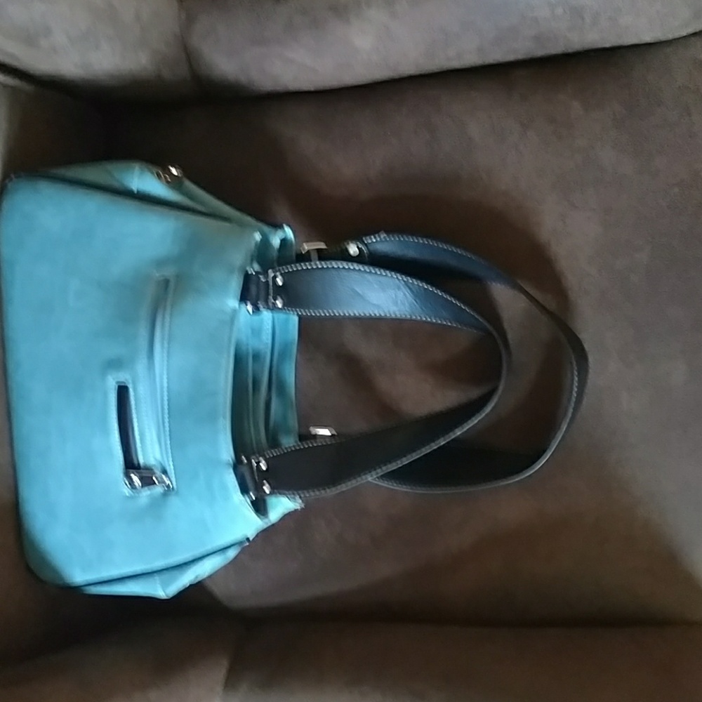 Handbag - Picture 2 of 8